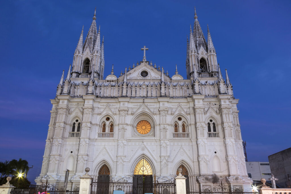 Reasons to Visit El Salvador - Santa Ana Cathedral