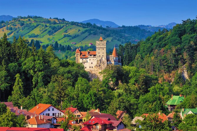 Bucharest to Dracula Castle, Peles Castle and Brasov Guided Tour