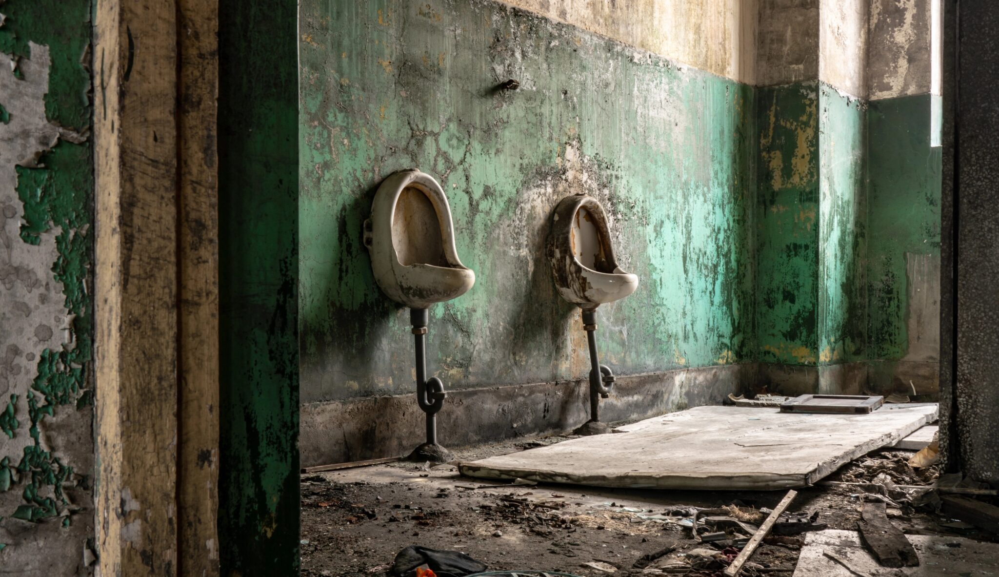 Unusual Toilets: A Guide to the World’s Worst Restrooms
