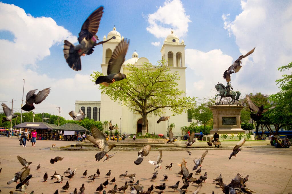El Salvador: The Safest Country in Latin America for Travel