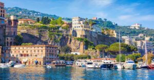 From Rome: Pompeii, Amalfi Coast, and Sorrento Day Trip