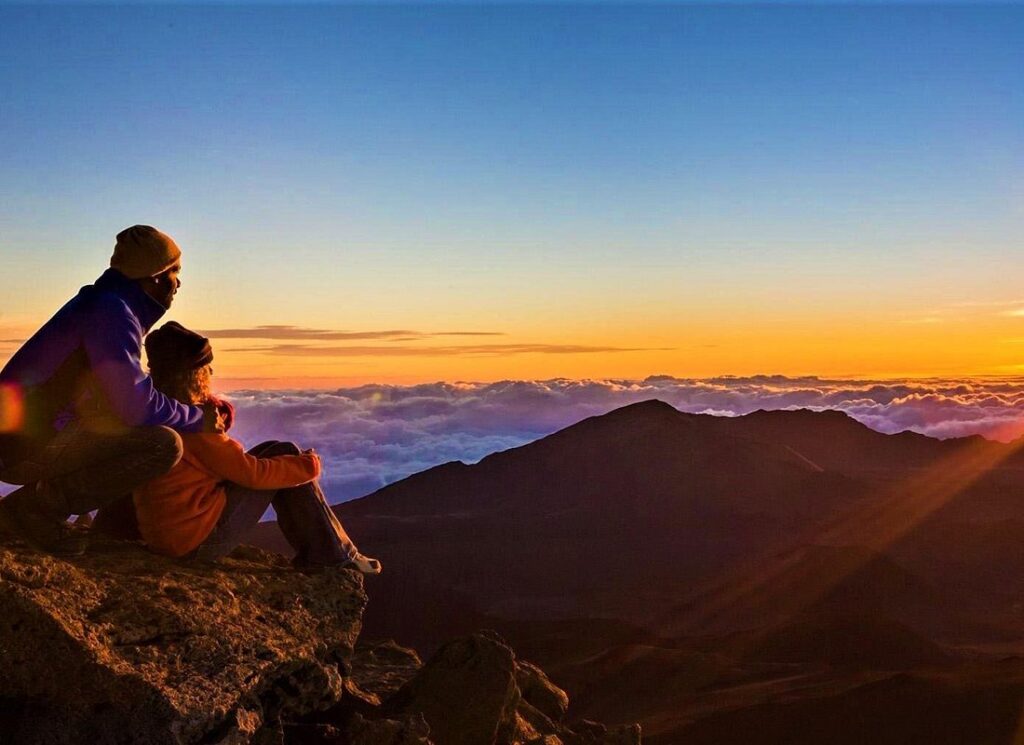 Haleakala Classic Vehicle Sunrise Tour with Breakfast