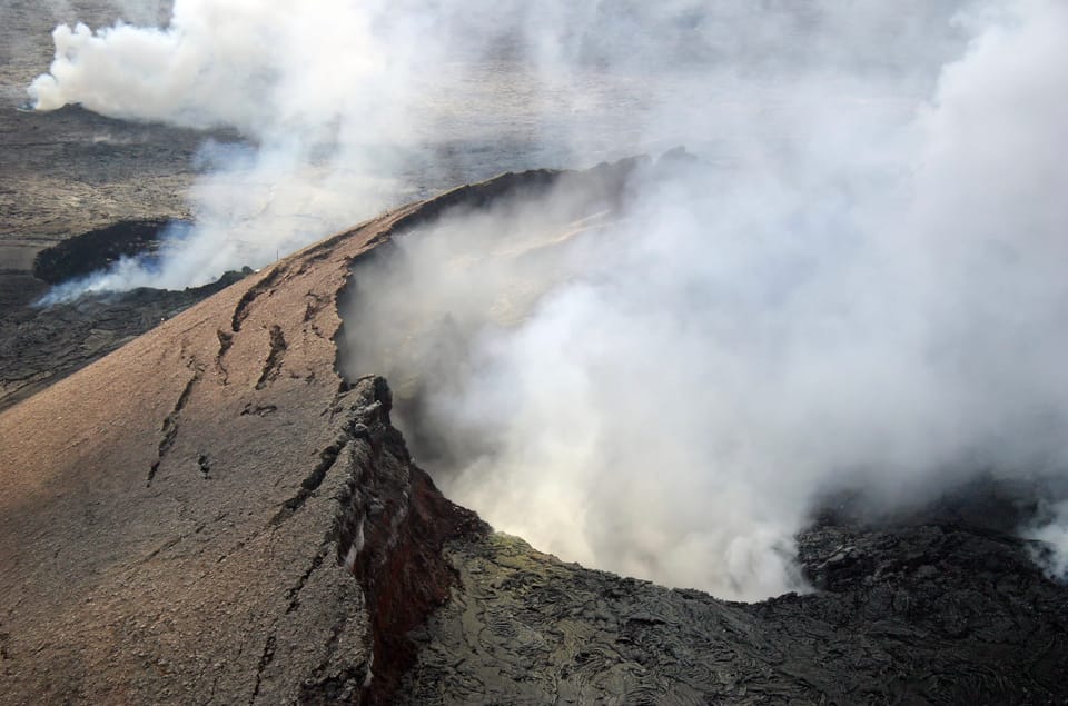 Hilo: Hawaii Volcanoes National Park Flight