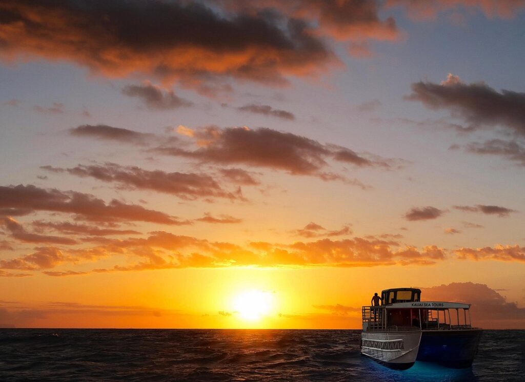 'Imiloa Express Na Pali Sunset Tour