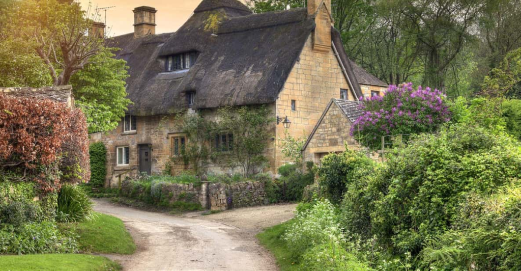 From London: Full-day Cotswolds Tour with Optional Lunch