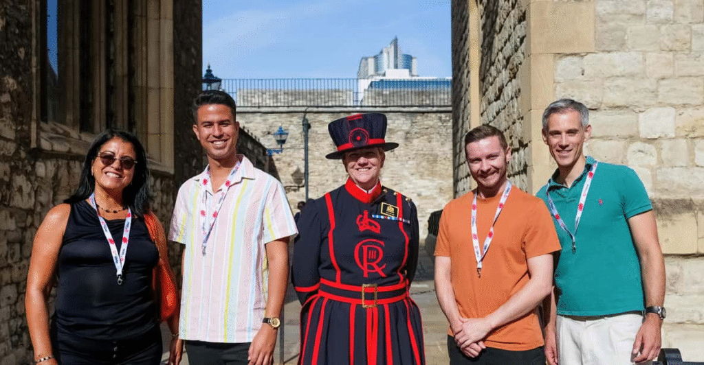 London: Tower of London Tour with Crown Jewels & Beefeaters
