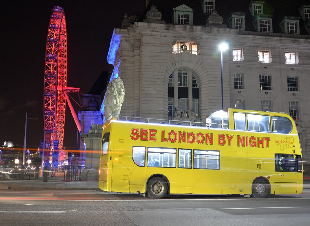 London by Night Sightseeing Tour – Open Top Bus