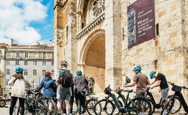 Lisbon: City Highlights and Viewpoints E-Bike Tour